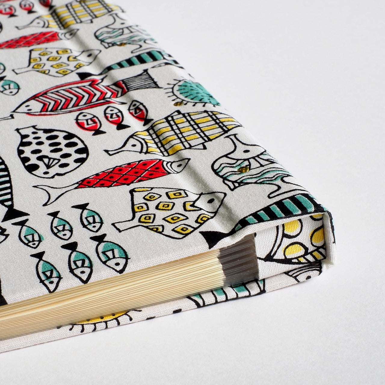 Goshuin holder (standard size) "Sakana no Nakama" White