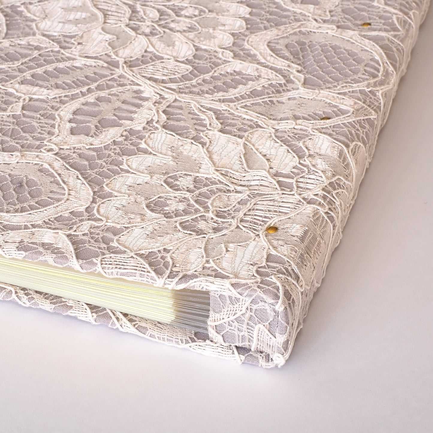 御朱印ホルダー 見開きサイズ きよら ノーブルフラワーレース パールグレー